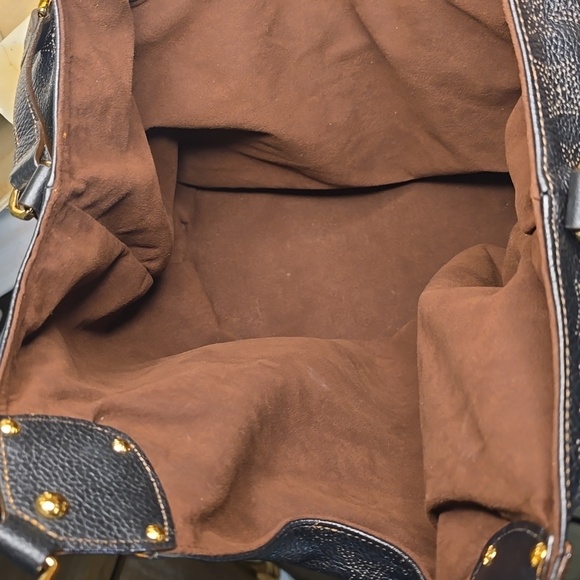 Louis vuitton black Mahina tote - Picture 7 of 9